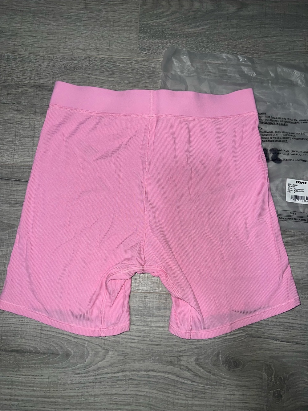 NWT SKIMS Pink Ribbed Boxer Shorts - Bubble Gum - Size M - Picture 2 of 4